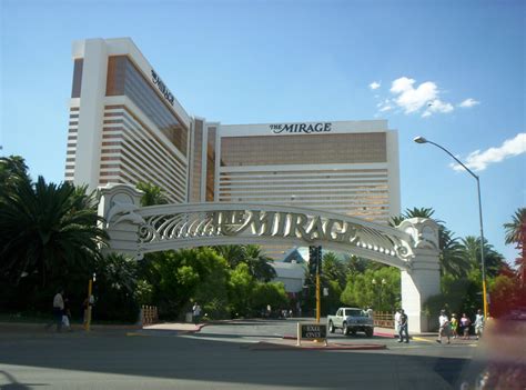 Mirage Hotel and Casino in Las Vegas, Nevada image - Free stock photo - Public Domain photo ...