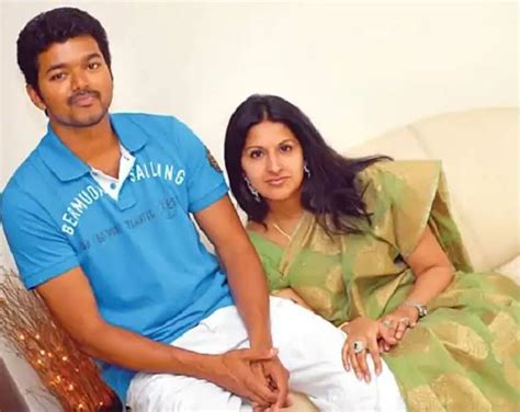 Thalapathy Vijay And Wife Sangeetha Are Headed For Divorce After 23 ...