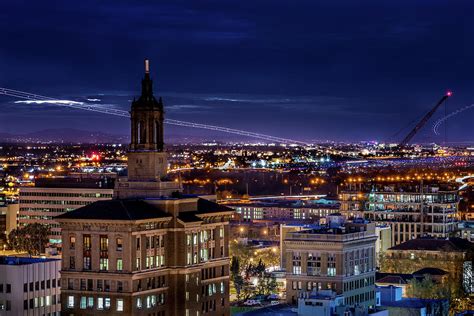 Arriving Air Traffic at San Jose International Airport Photograph by Edward Nowak - Fine Art America