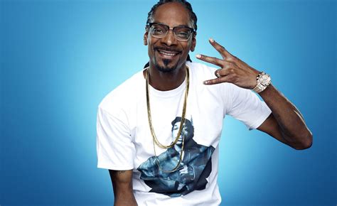 Snoop Dogg portrait | Snoop dogg, Dogg, Snoop doggy dogg