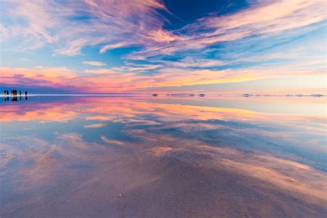 Salar de uyuni, Bolivia ~ Travel Geek