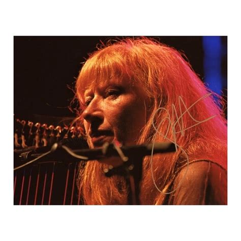 Signed Autograph MCKENNITT Loreena - All-Autographes.com