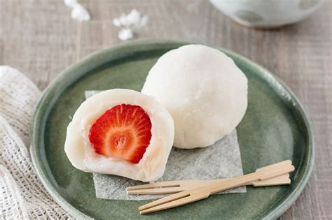 Strawberry Daifuku Mochi - Chopstick Chronicles