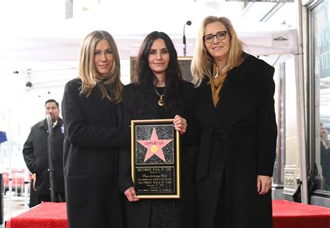 'Friends' Women Reunite To Celebrate Courteney Cox