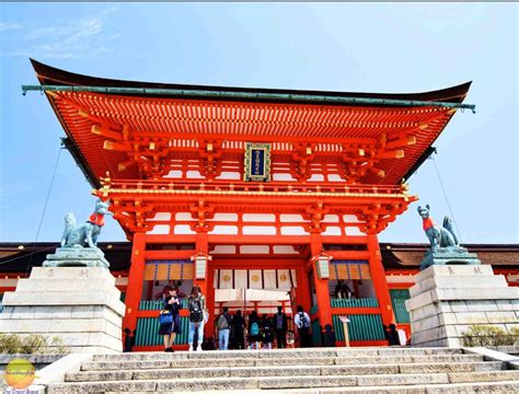 Visiting Fushimi Inari Shrine Kyoto Japan - NEXTBITEOFLIFE BLOG