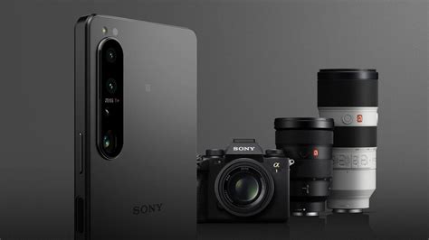 Phones Aren't Phones Anymore—Sony Xperia 1 IV Debuts with True Optical Zoom Lens | No Film School