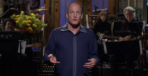 Woody Harrelson's Entire SNL Monologue Builds to an Anti-Vax Conspiracy ...