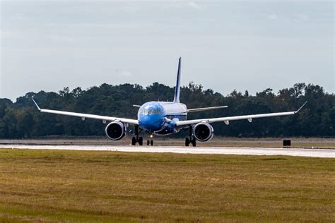 Breeze Airways Launches 20 New Routes Across the U.S. - Business ...