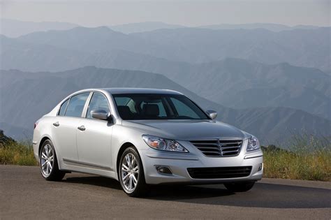 2011 Hyundai Genesis Sedan 4.6 - Editors' Notebook - Automobile Magazine