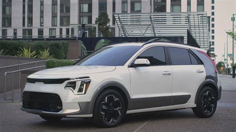 2024 Kia Niro EV all set to hit market with prices ranging from nearly $40K to $46K | TopNews