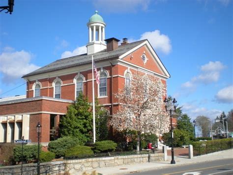 Memorial Hall Library in Andover, MA | Andover, Andover massachusetts ...