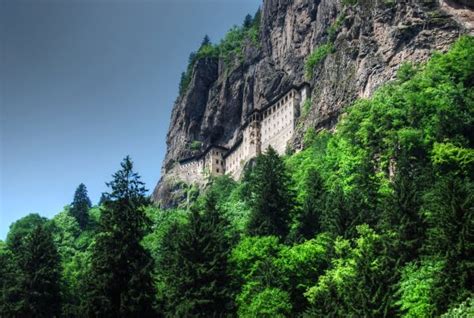 Sumela Monastery in Trabzon, Turkey : History, Pictures and the Black ...