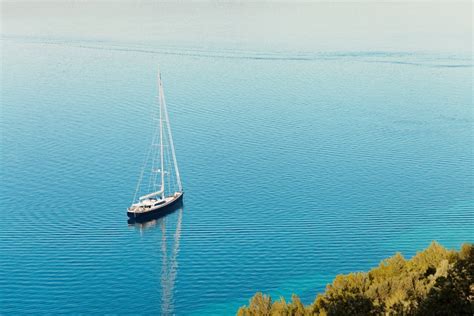 Sailing in Croatia - Visit Croatia