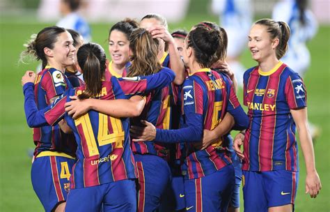 Barcelona Femeni tear apart Espanyol in Catalan derby at Camp Nou - Football España