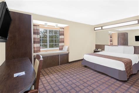 Microtel Inn & Suites by Wyndham Franklin | Franklin, NC Hotels