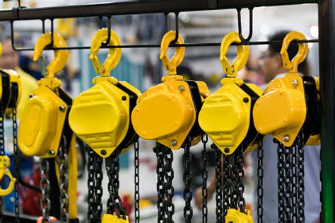 Industrial Chain Hoist For Reduce Working Load And Lifting Heavy Object Stock Photo - Download ...