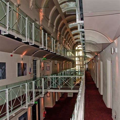 Inside Oxford Castle and Prison: Famous Inmates & More | CityDays