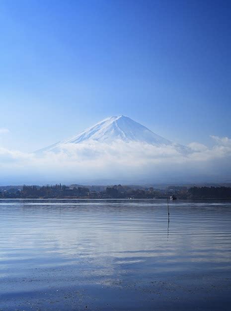 Premium Photo | Mount fuji in japan