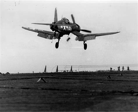 Asisbiz Vought F4U-1A Corsair VF-17 White 36 landing CV 17 USS Bunker Hill 14th Sep 1943 01