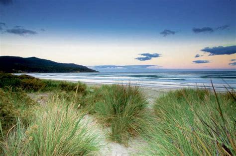 4 best beaches in Tasmania | Wild Coastal Views | Travel2Next | Island ...