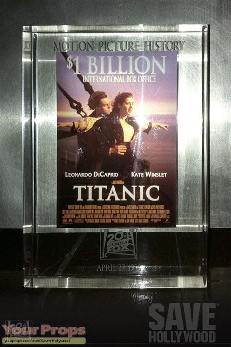 Titanic Cast & Crew Award original film-crew item