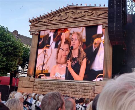 Emma Kok schittert tijdens Vrijthofconcert van André Rieu – 045online