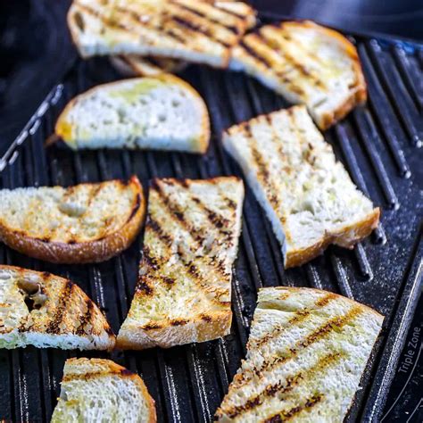 How To Toast Bread In Pan - Grill Pan Crostini | Sip Bite Go