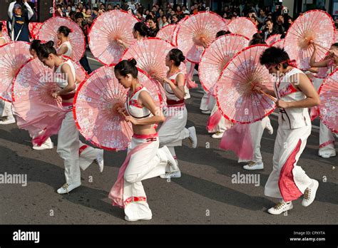 Taiwan, Kaohsiung, Lantern festival, parade Stock Photo - Alamy