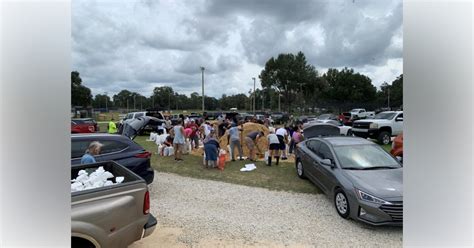 Marion County Parks and Rec hands out over 25,000 sandbags to residents ...