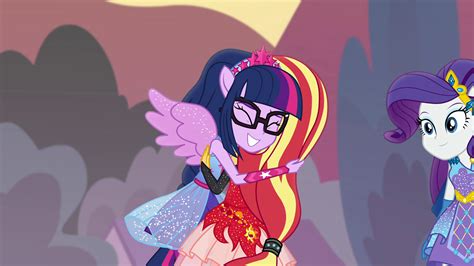 Image - Twilight Sparkle and Sunset Shimmer hugging EGFF.png | My Little Pony Friendship is ...