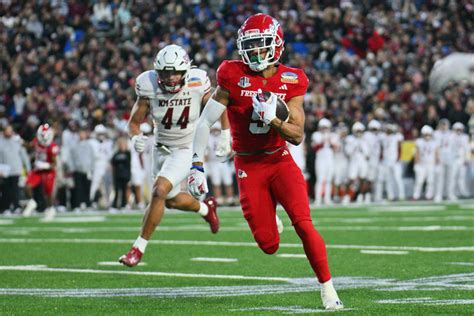 Saturday bowl tracker: Fresno State easily beats New Mexico State in ...