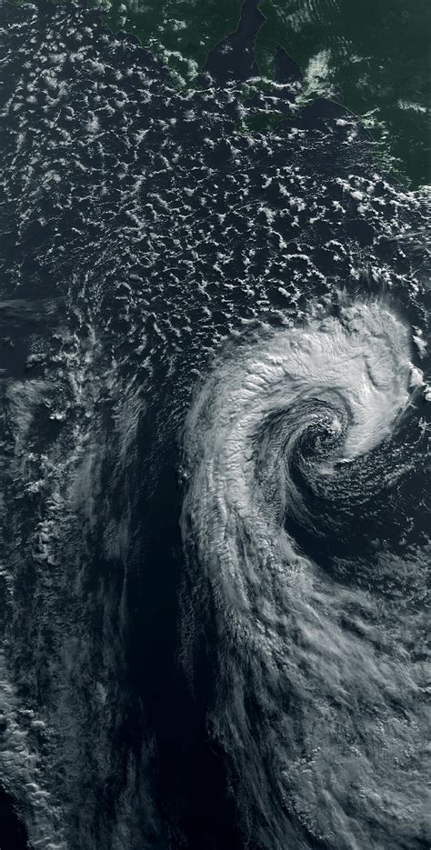 Cloud Structures - 'Extratropical Cyclone' Structure - Examples (1-12)