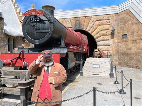 Universal Orlando's Hogwarts Express - Universal Orlando Guide