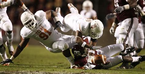 Should Texas and Texas A&M bring back the annual rivalry game?