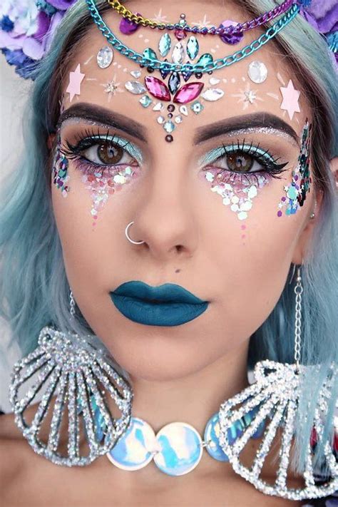 15 Halloween Costumes That Are Really Just an Excuse to Wear Your Kylie Lip Kit | Carnival ...