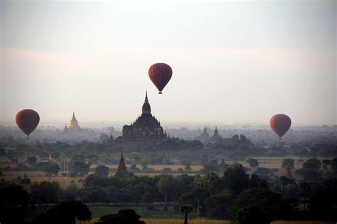 Bagan,balloon,hot air balloon ride,pagoda,free pictures - free image ...