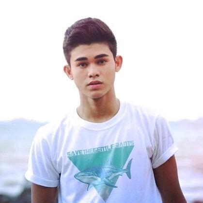 Who is Inigo Dominic Pascual dating? Inigo Dominic Pascual girlfriend, wife