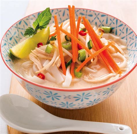 Vietnamese-Style Lemongrass Chicken Noodle Soup | Allergic Living