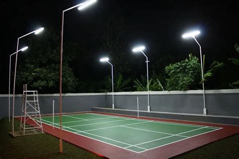 Lampu Lapangan Badminton Outdoor Indoor √ Harga Termurah