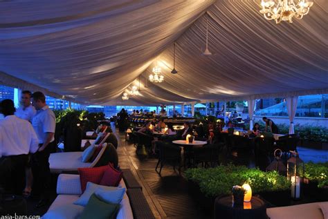 Lantern Bar- stylish rooftop bar at The Fullerton Bay Hotel, Singapore ...