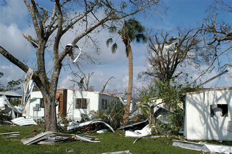 As Florida Reels From Ian, a Lookback at Hurricane Charley - Newsweek