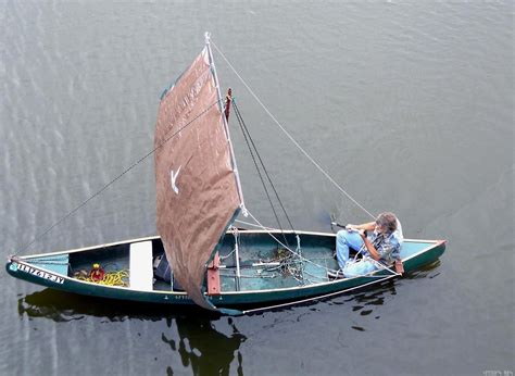 How to make a Sail Canoe | The "Q" Canoe w/ a square sail | Boat, Boat building, Canoe