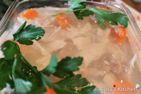 Turkey Jelly (Romanian Piftie) - Roxy's Kitchen