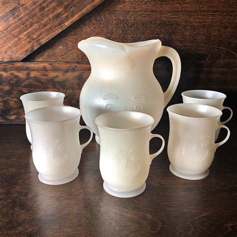 New to my #etsy shop: Vintage Kool Aid pitcher and five cups, plastic Kool Aid man pitcher set ...