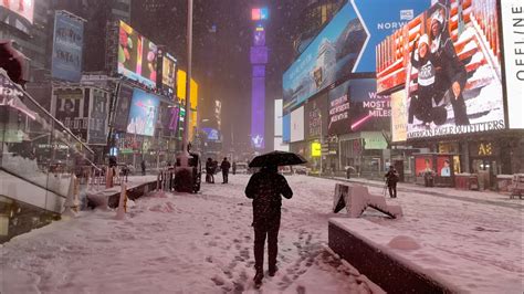 Times Square, New York City Covered in Snow | Winter Storm (01.07.2022) - YouTube