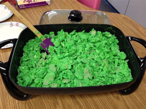 Green Eggs and Ham in Class - Apples and ABC's