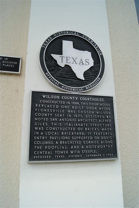 Wilson County Courthouse - TEXAS HISTORICAL MARKERS