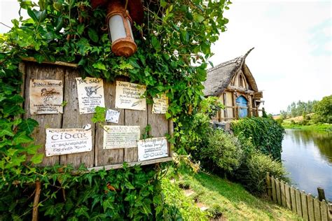 Hobbiton New Zealand: How To Visit The Shire Movie Set