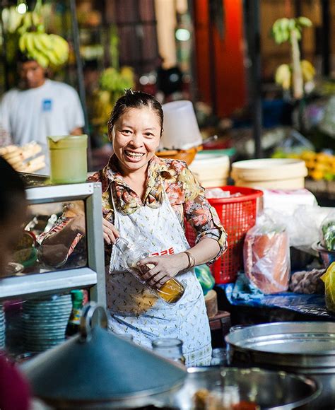 The Best Phnom Penh Markets – our Mini-Guide to the Best Ones