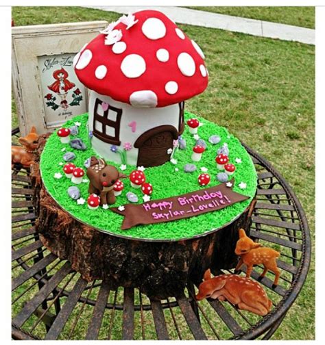 17 Best images about Mushroom birthday cake on Pinterest | Woodland ...